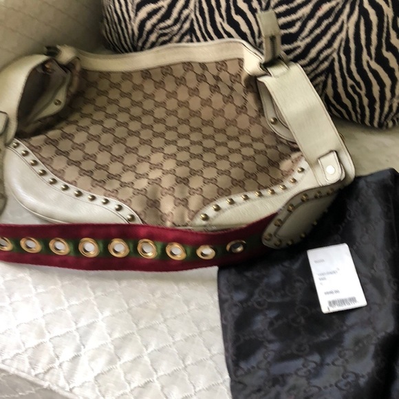 Gucci Large Pelham Messenger Bag - Picture 3 of 3